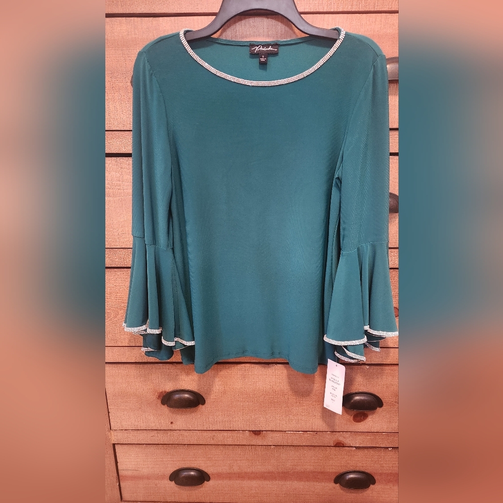 Woman dress top